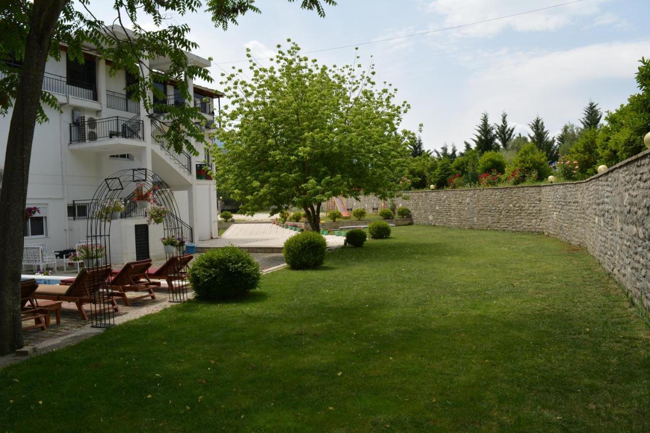Hotel Aroma Përmet Екстериор снимка